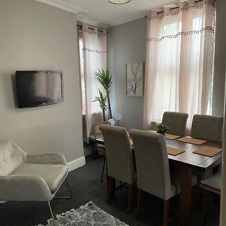 Perfect For Large Groups, Sleeps 15 Close To City Centre Sheffield Kültér fotó